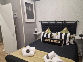 Home K&Y - Aurelio Rome
